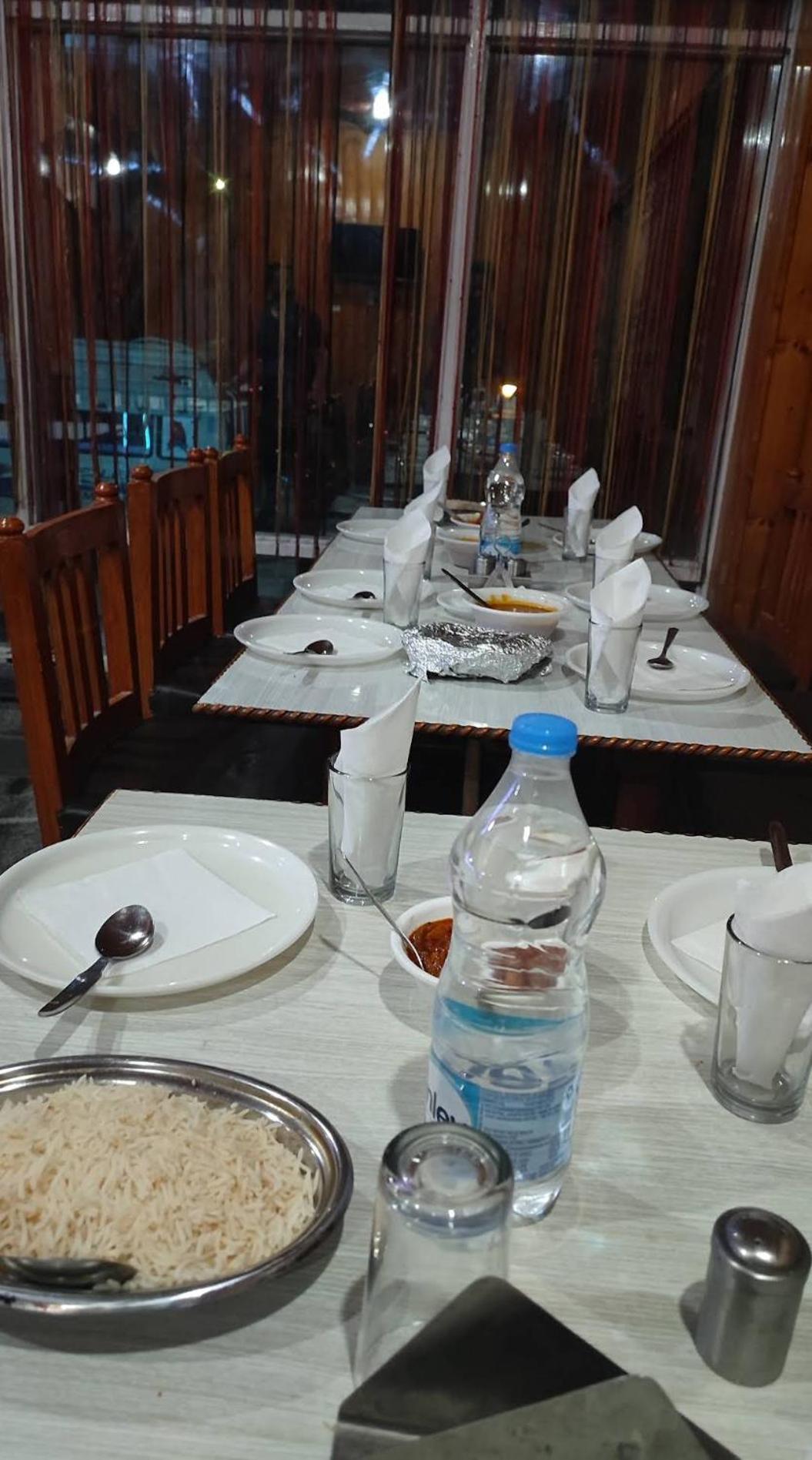 New Zum Zum Hotel & Restaurant Srīnagar Kültér fotó